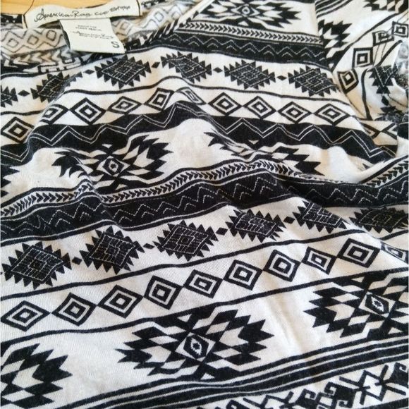 *331 American Rag Crop Top - Picture 2 of 3